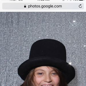 Meet your Posher, Robin